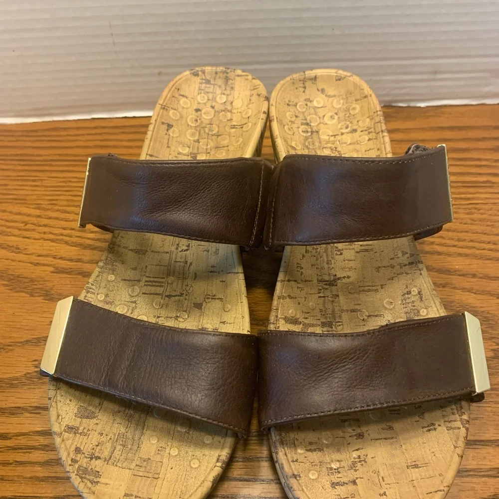 Vionic Brown Leather Wedge Shoes with Cork look Footbed Size 9 - Picture 2 of 14